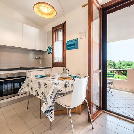 빌라 La Bouganville - House With Garden And Sea View