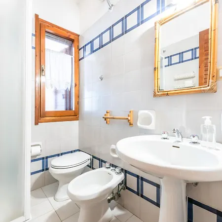 La Bouganville - House With Garden And Sea View Villa *